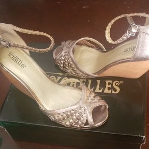 Seychelles Pewter Wedge Sandal